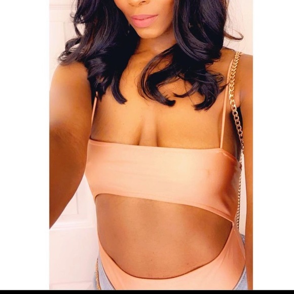 Cutout bodysuit - Picture 2 of 7